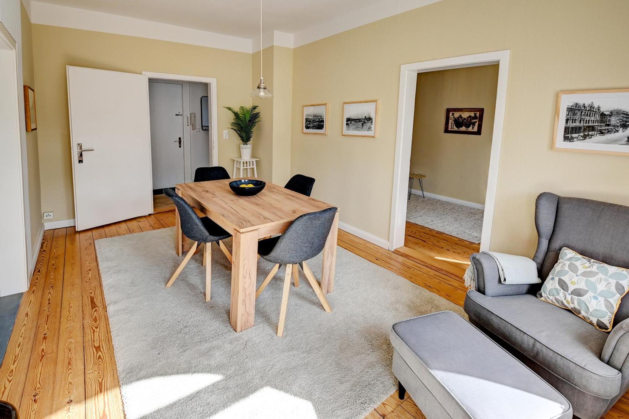 Mittendrin - Apartment Mit 2 Balkonen Sehr Zentral Фленсбург Екстер'єр фото